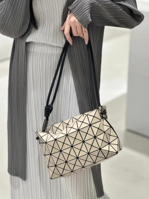 三宅法棍腋下包可单肩斜挎带拉链 商品图12