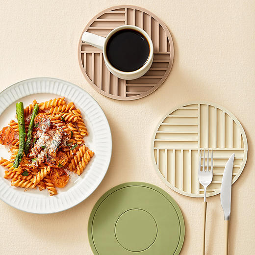 【隔热防烫 特厚升级 双面可用】耐高温加厚硅胶杯垫圆形微波炉垫子硅胶垫餐垫隔热垫砂锅防烫垫 商品图2