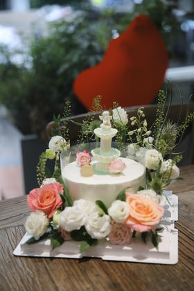 莫奈花园（花材根据季节搭配）