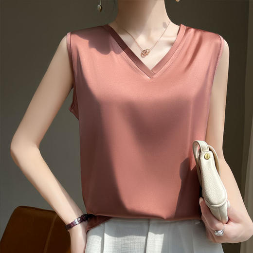 夏季【V领天丝吊带背心女】内搭短款 宽松冰丝无袖西装打底 大码吊带女 _ZSY 商品图8