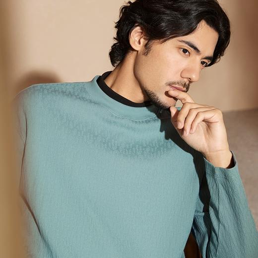 【中华立领】柒牌圆领肌理T恤男士2024秋季新品时尚休闲长袖体恤127T70620 商品图2