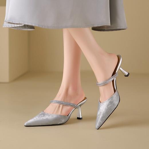 【预售5天】水钻包头凉鞋，法式V口凉拖高跟鞋JZ&V19 商品图4