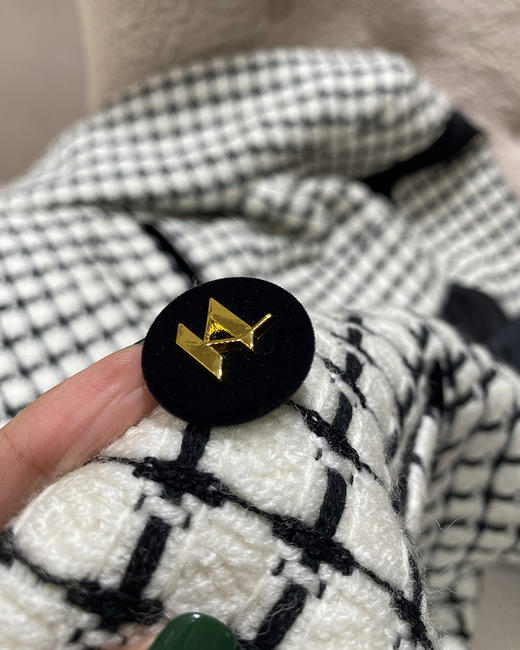 现货 THS 6.21- 拉格菲尔·德重磅棋盘格花呢香风短外套 半裙 BF1014  BK1141 商品图6