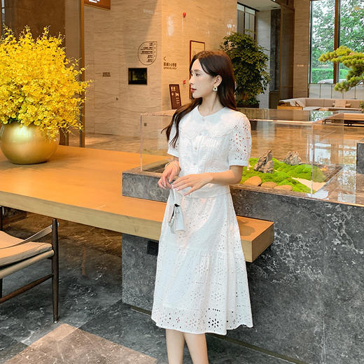 [奢姿轻奢系列]镂空刺绣两件套大码女装夏季新款胖妹妹减龄套装8942910018 商品图1