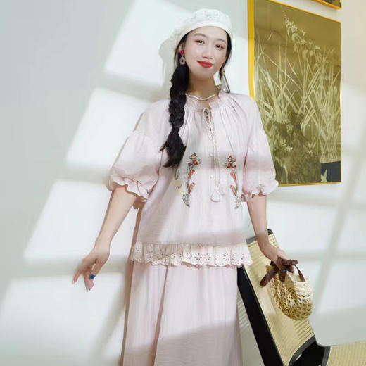 两三事2024夏季新款森女风蕾丝边裙摆高腰半身裙S24XKB282 商品图4