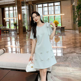 [奢姿轻奢系列]大码女装2025夏季胖妹妹蝴蝶立体装饰时尚连衣裙8942810006