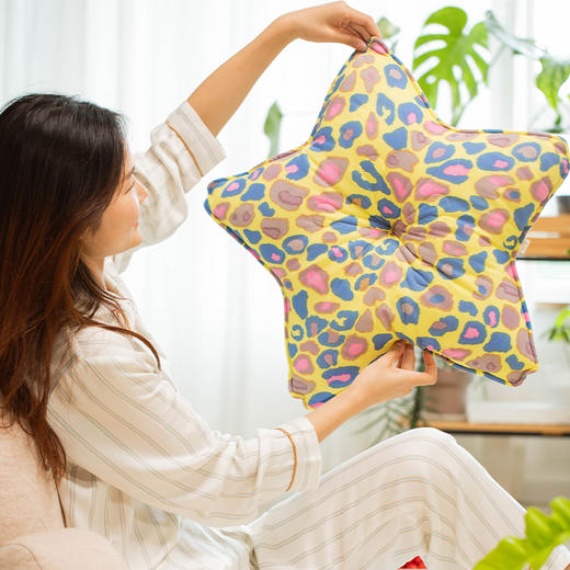 阳春小镇海星创意抱枕坐垫沙发客厅轻奢高级感靠垫靠包可爱办公室 商品图1