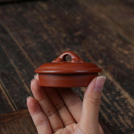 佘秋丽三脚如意壶 大红袍 宜兴紫砂原矿茶壶紫砂壶功夫茶泡茶壶茶具仿古 商品图4