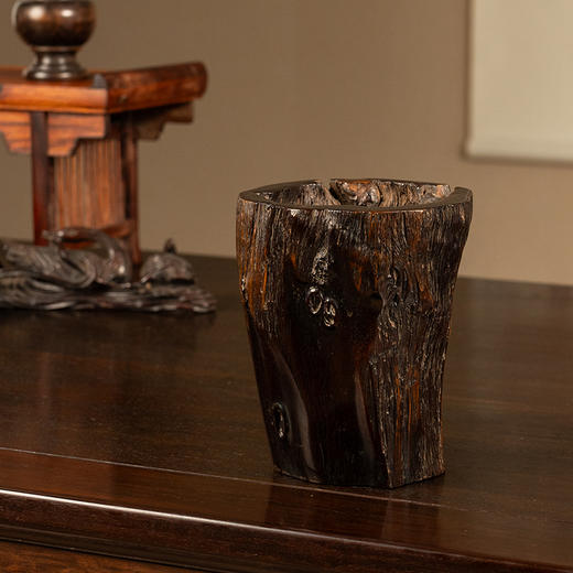 清 紫檀树形笔筒 商品图4