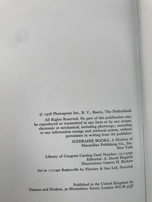 莫扎特传 320幅插图 精装大16开 商品图3