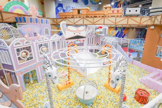 即买即用【万象城·FunDoLand反斗乐园】89元1大1小~超级迷宫+时光隧道、球池、打雷的探险屋、旋转转不停、拳击闯关、绳网通道……全区域畅玩。 商品图3