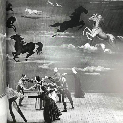 美国芭蕾舞团图集 500余幅插图 精装大16开 商品图11