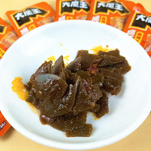 【口感鲜美，辣度适中，解馋神器！】盐津铺子大魔王魔芋素毛肚 脆爽魔芋丝 素毛肚辣条 网红休闲解馋零食-QQ 商品图3