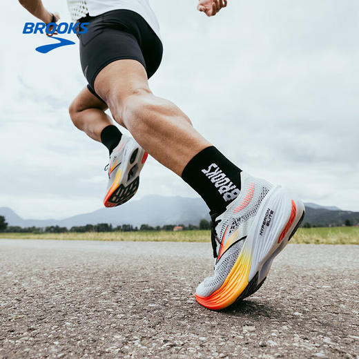 布鲁克斯 Brooks Hyperion Elite 4男女款轻量透气 马拉松竞速碳板 运动跑步鞋 商品图2