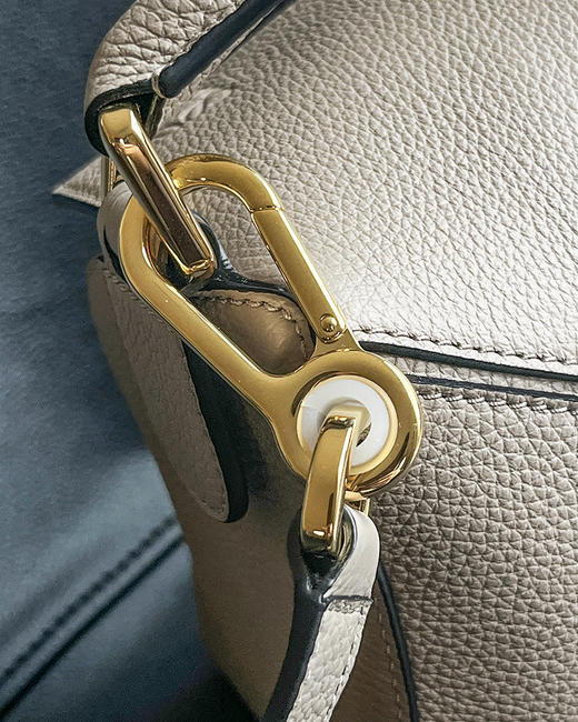 单品包邮 现货 THS 6.22-无 loe家 新色 大牛工厂 几何拼接包 2色 CQ1332 商品图10