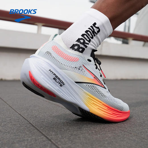 布鲁克斯 Brooks Hyperion Elite 4男女款轻量透气 马拉松竞速碳板 运动跑步鞋 商品图1