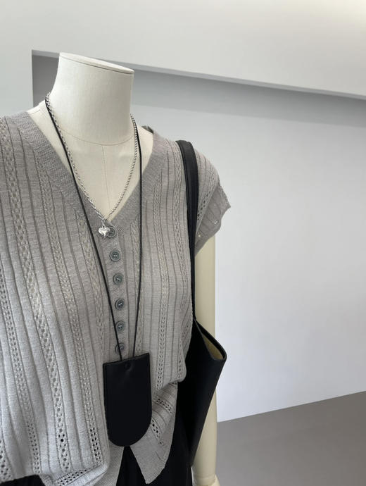 小飞袖三色针织 商品图9