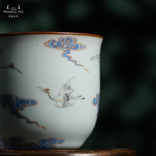 问鼎汝瓷鼎峰系列月白老款手握杯（祥云飞鹤）（缺货） 商品图2