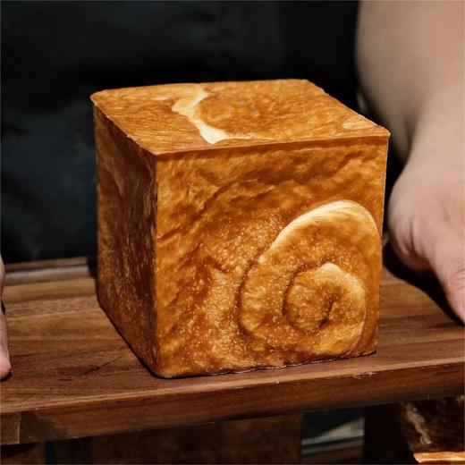 现烤面包—碱水吐司 商品图0