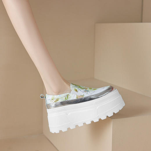 【预售5天】里外全皮松糕跟圆头深口单鞋印花牛皮休闲厚底时尚乐福女鞋AD&123-298 商品图1