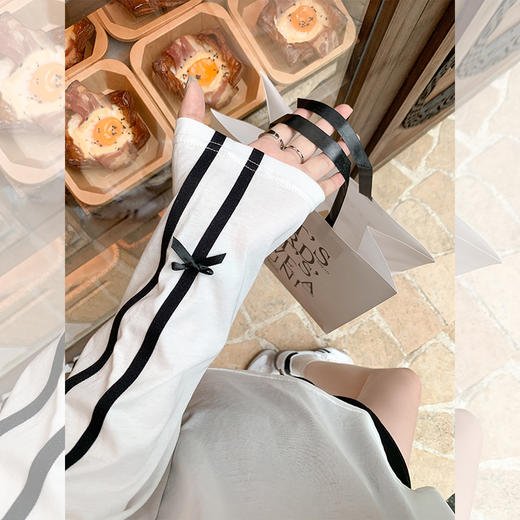 <曾小咸推荐>现货秒杀 ！微信超特价！蝴蝶结袖子长袖T 日常139.99 立减70 秒杀69.99！！ 商品图1