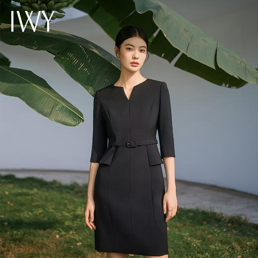 IWY/新款时尚优雅黑色连衣裙女修身V领显瘦西装裙气质女总裁商务小黑裙Q14208 商品图1