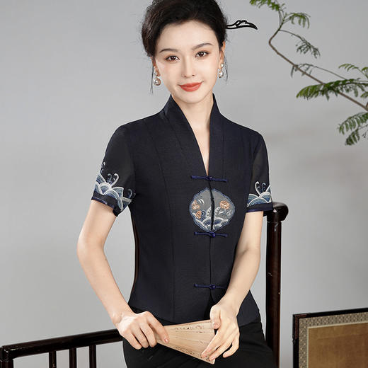 XGT蓝心2024夏装新款开领绣花新中式国风改良唐装旗袍上衣外套 商品图3
