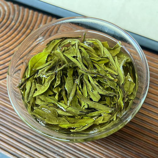 添寿茶业丨荒野白牡丹 政和白茶 2024年 一级 500g 手提礼盒装（配2袋样泡） 商品图5