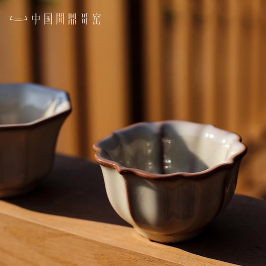 问鼎哥窑牛角款宝相八方对杯套组 商品图2