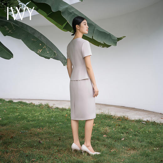IWY/夏季杏色连衣裙女薄款假两件休闲裙通勤气质轻熟工作装裙Q14258 商品图4