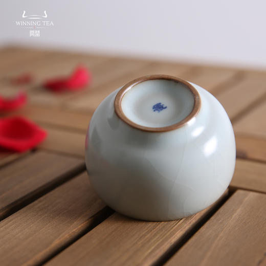 问鼎汝瓷收藏款月白听泉杯（缺货） 商品图1