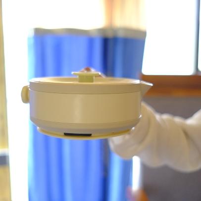 【奕虹新疆行】【可折叠电烧水壶+绒布袋】奕虹旅行好物推荐 告别没有热水的烦恼 出差旅行好伴侣 小巧轻便 走到哪带到哪 304不锈钢发热盘 食品级加厚硅胶 600ml容量 商品图4