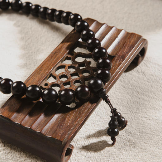 清代紫檀家具老料制三十六颗手持(圆珠直径1.2cm) 商品图3