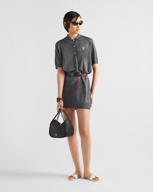 金属三角标 2024新款 女士 皮革双手提单肩包保龄球包 Z-11777 商品图1