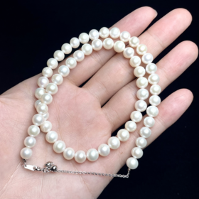 玉美人菲菲-珍珠项链
