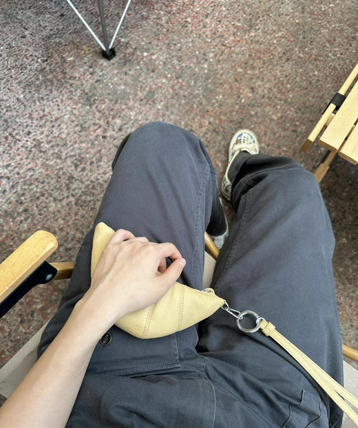 624-1 辣妹LM 挂脖零钱包 mini牛角包 钥匙包 商品图2