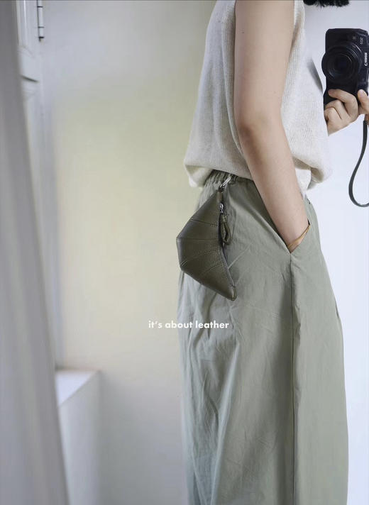 624-1 辣妹LM 挂脖零钱包 mini牛角包 钥匙包 商品图6