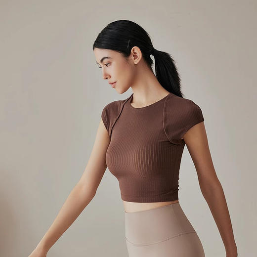 跃牌【禅语梵心】春夏显瘦速干运动上衣天丝健身房跑步短袖透气T恤DX2602 商品图2