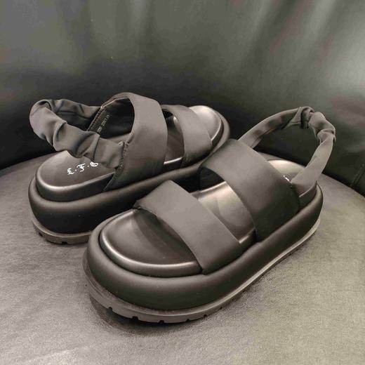 LFGJ凌介女鞋  3030  时尚百搭厚底凉鞋 商品图2