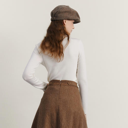 谜底半高领套头针织衫女2023冬季新品简约百搭修身毛衫234MZ1892 商品图2