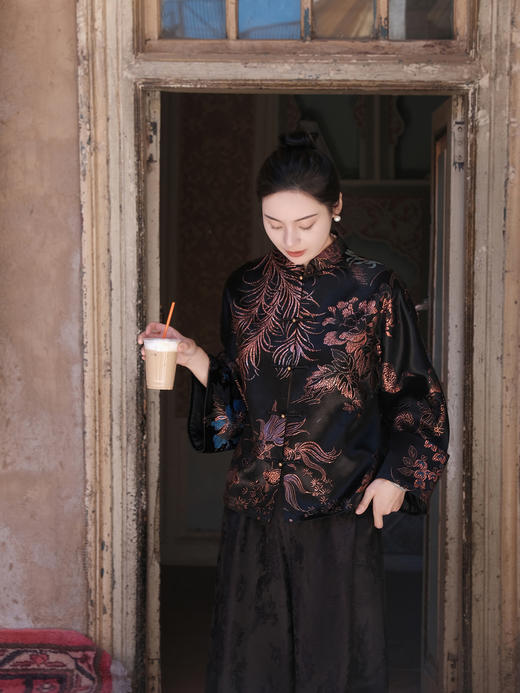 盛唐牡丹盛奢系列|织金老软缎牡丹金鱼对开立领外套(特殊商品不退不换) 商品图7