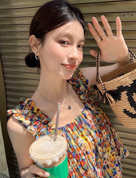 张贝碎花上衣 商品图0