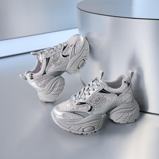 【年后发货】Safiya/索菲娅2024秋 潮酷厚底亮片薄网透气休闲运动增高老爹鞋 SF43112416 /SF43112426 商品图1