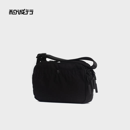 和诚行 2024新款日系尼龙斜挎小方包男女同款多口袋休闲单肩包4410038 商品图1