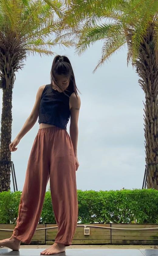 悠妍休闲宽松亚麻复古灯笼瑜伽裤KZ24214 遮肉显瘦棉麻裤子 商品图7
