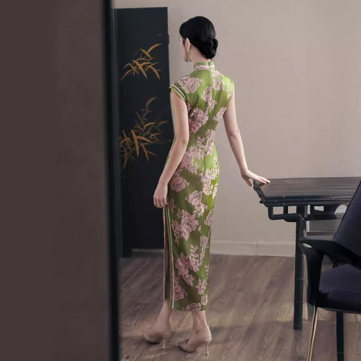 新中式绿色旗袍老上海传统温婉端庄优雅日常走秀演出YM8352 商品图1