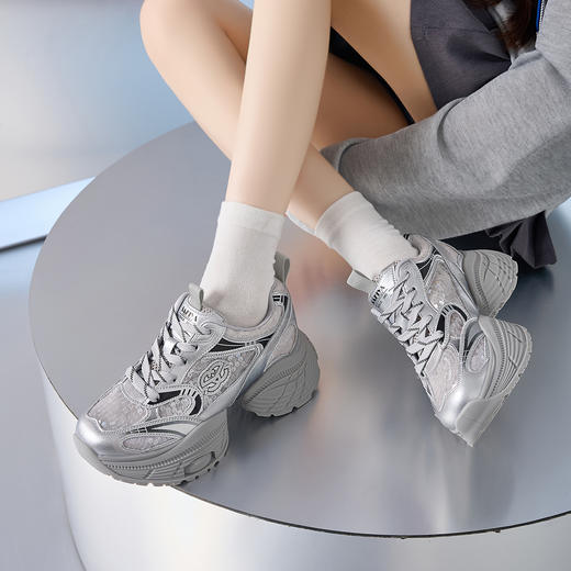 【年后发货】Safiya/索菲娅2024秋 潮酷厚底亮片薄网透气休闲运动增高老爹鞋 SF43112416 /SF43112426 商品图0