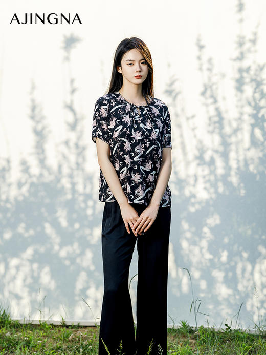 【商场同款】阿菁娜2024夏季新款宽松优雅设计感小衫A30X202033 商品图1