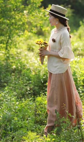 要成为给自己时光里送花的人