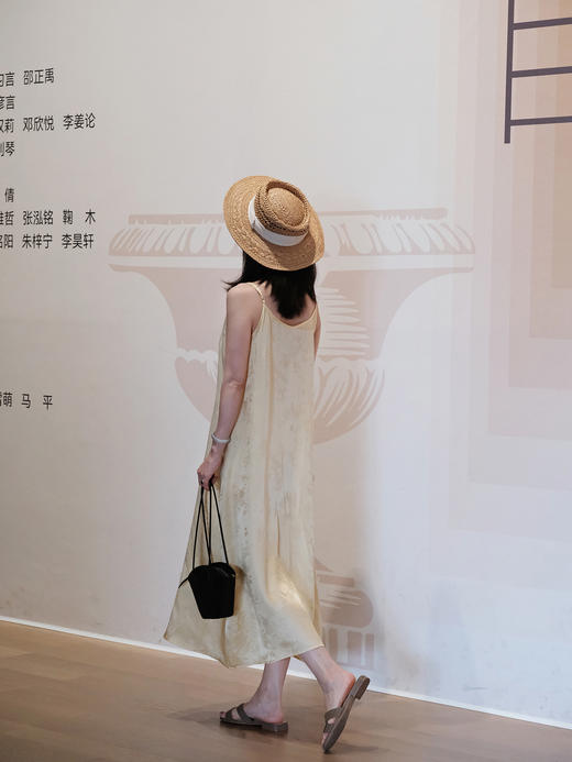 盛唐婧 |提花真丝缎竹鸟纹百搭吊带裙 商品图4